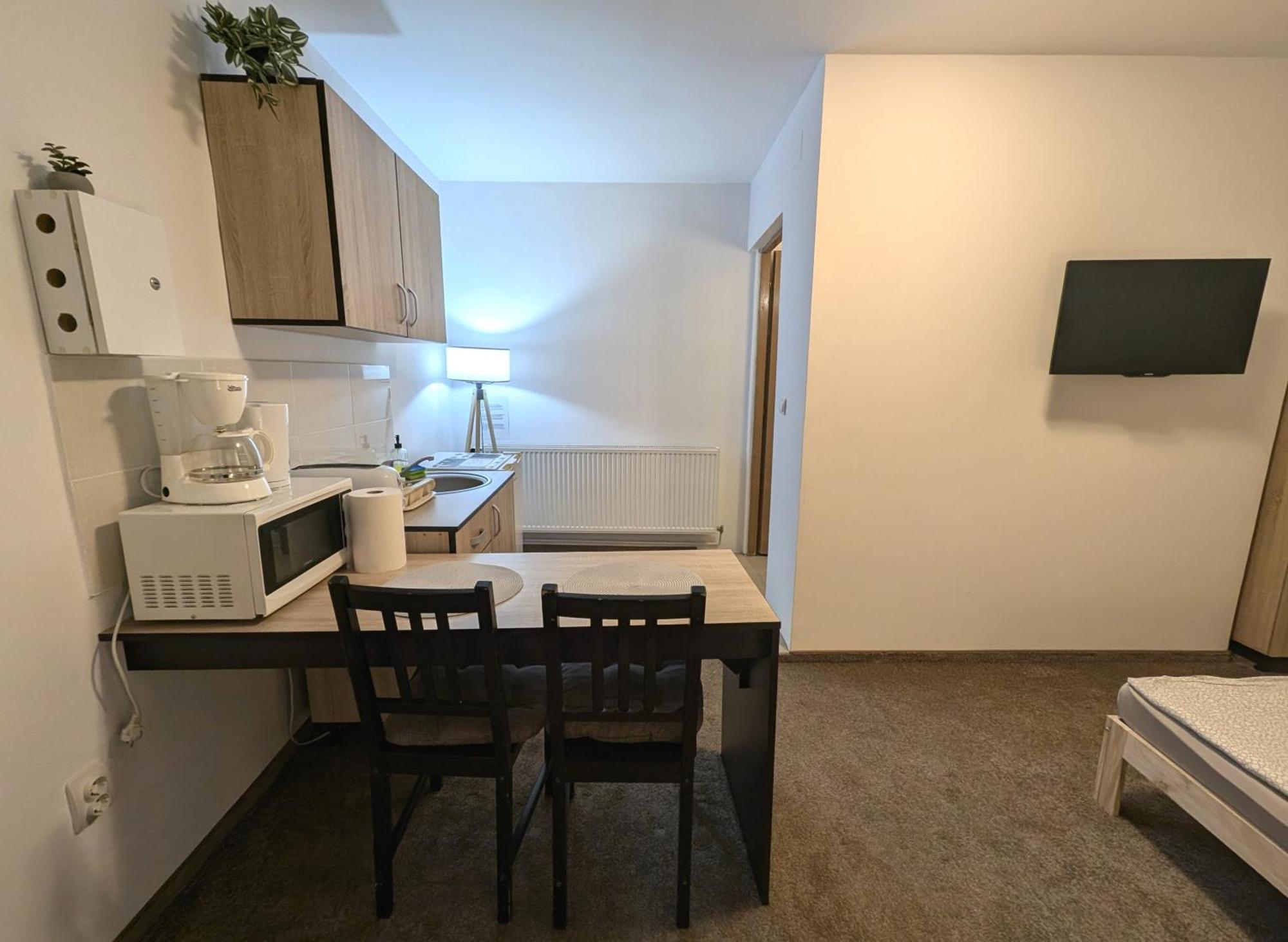 Sandor Central Studio Apartment เตอร์กู-มูเรช ภายนอก รูปภาพ