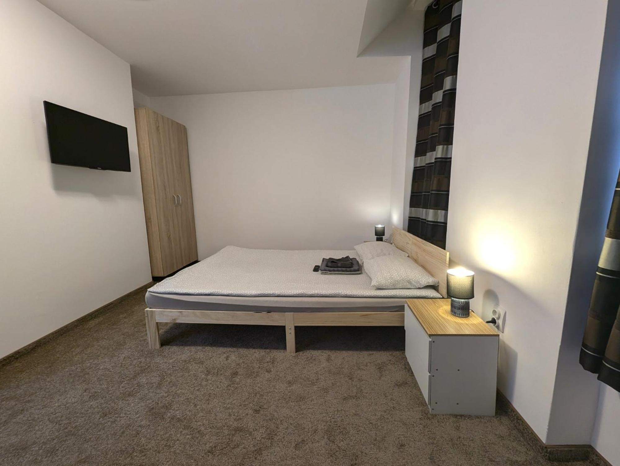 Sandor Central Studio Apartment เตอร์กู-มูเรช ภายนอก รูปภาพ